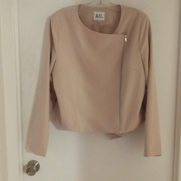 Jules & Leopold Women's Blush Jacket - Picture 2 of 3